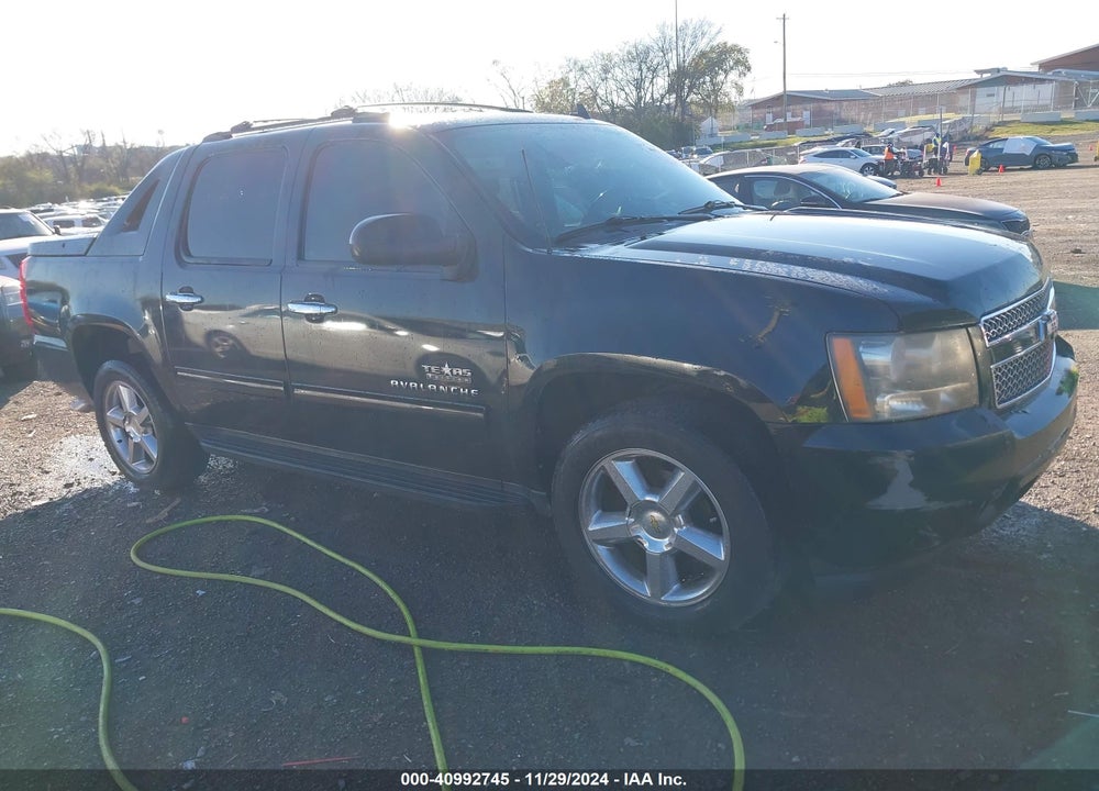2011 CHEVROLET AVALANCHE 1500 LT1 VIN: 3GNMCFE02BG394255