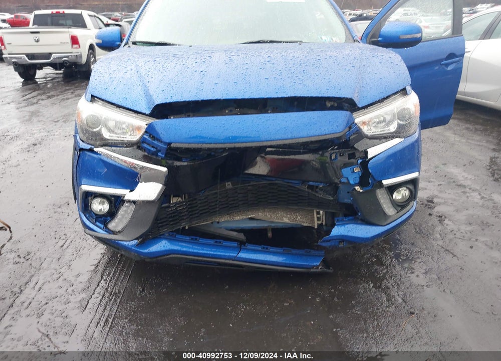 2018 MITSUBISHI OUTLANDER SPORT 2.4 SE VIN: JA4AR3AWXJU012076