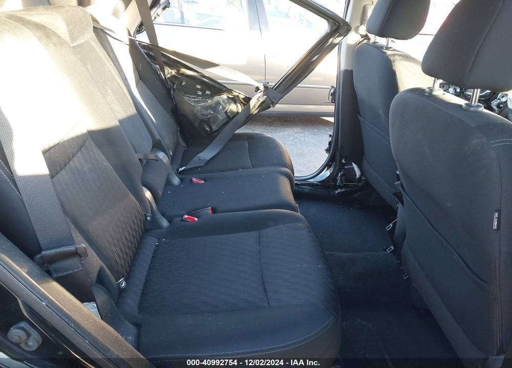 2018 NISSAN ROGUE S VIN: KNMAT2MT6JP582884
