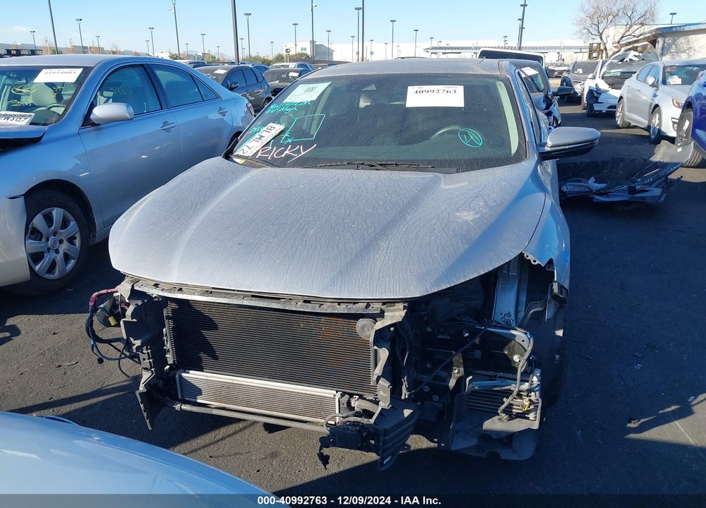 2019 HONDA INSIGHT TOURING VIN: 19XZE4F94KE029517
