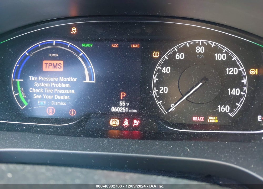 2019 HONDA INSIGHT TOURING VIN: 19XZE4F94KE029517