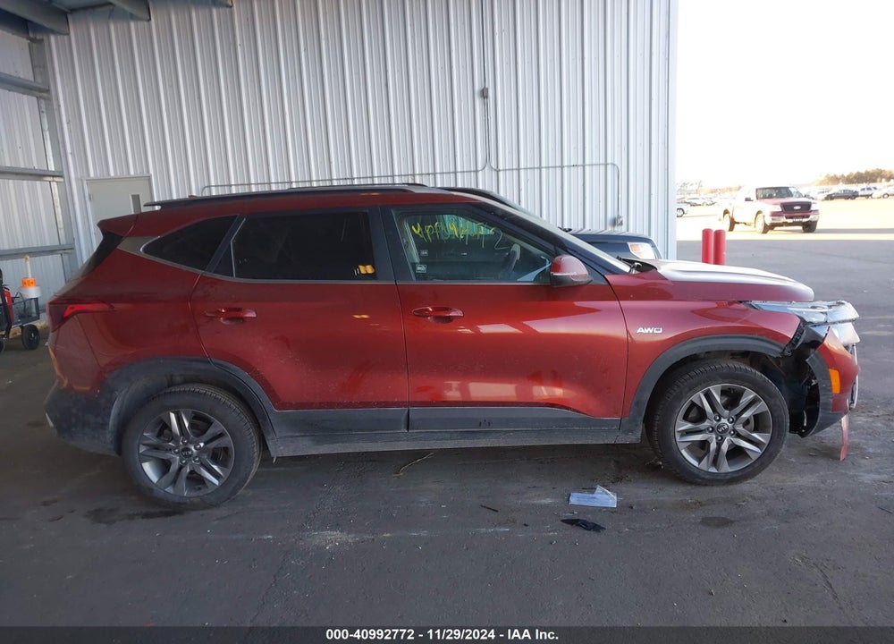 2021 KIA SELTOS S VIN: KNDEUCAA8M7229221