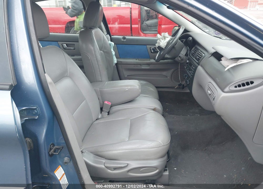 2000 FORD TAURUS SES VIN: 1FAFP55S4YG203382