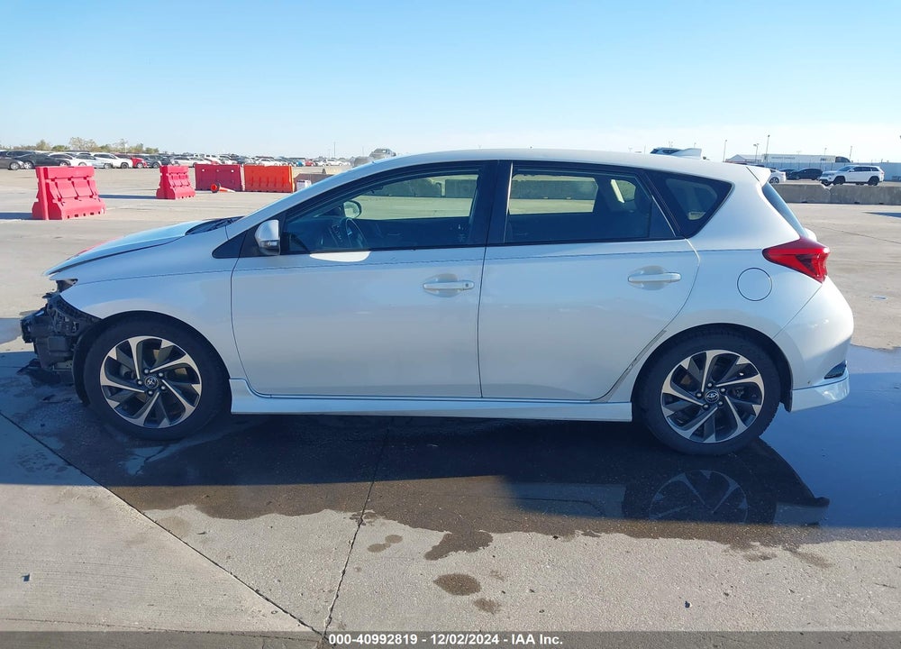 2017 TOYOTA COROLLA IM VIN: JTNKARJE4HJ528405