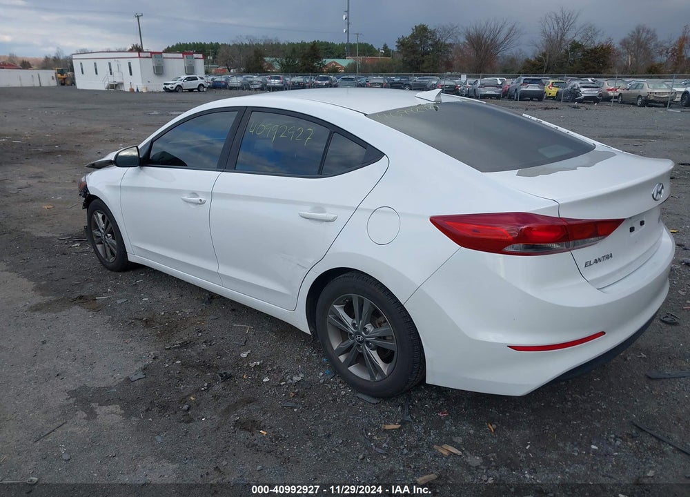 2018 HYUNDAI ELANTRA VIN: 5NPD84LF4JH236849