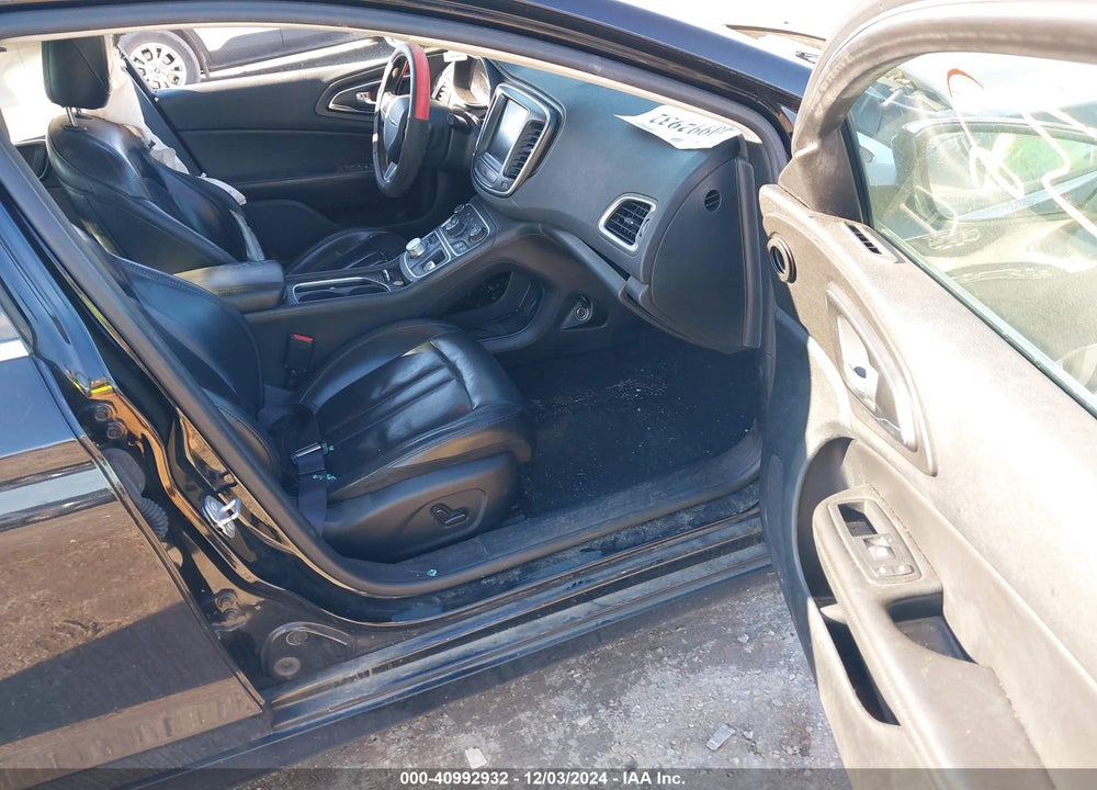 2016 CHRYSLER 200 LIMITED PLATINUM VIN: 1C3CCCABXGN191322