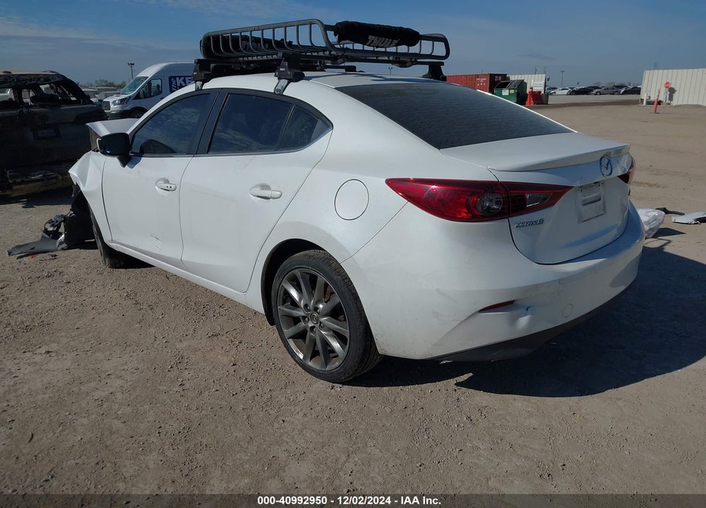 2018 MAZDA 3 TOURING VIN: 3MZBN1V37JM271894