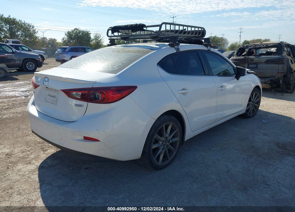 2018 MAZDA 3 TOURING VIN: 3MZBN1V37JM271894