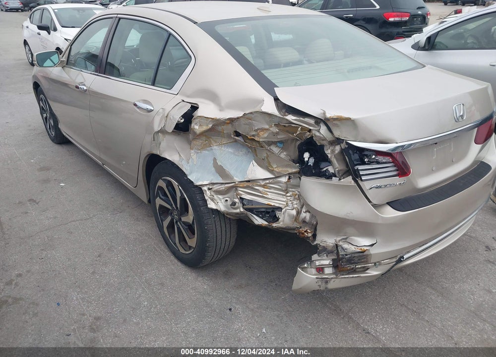 2016 HONDA ACCORD EX-L VIN: 1HGCR2F82GA120819