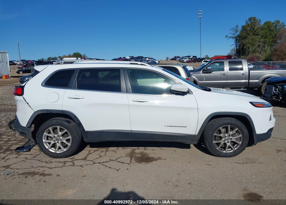 2015 JEEP CHEROKEE LATITUDE VIN: 1C4PJLCB6FW616852
