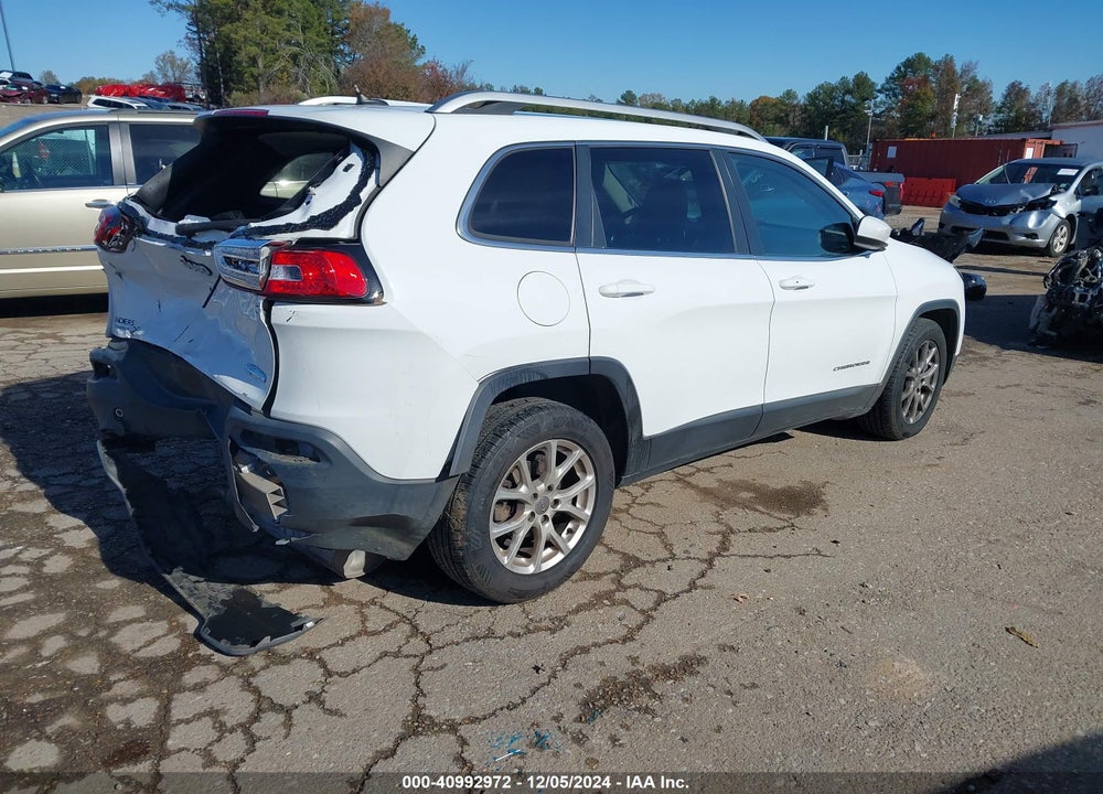 2015 JEEP CHEROKEE LATITUDE VIN: 1C4PJLCB6FW616852