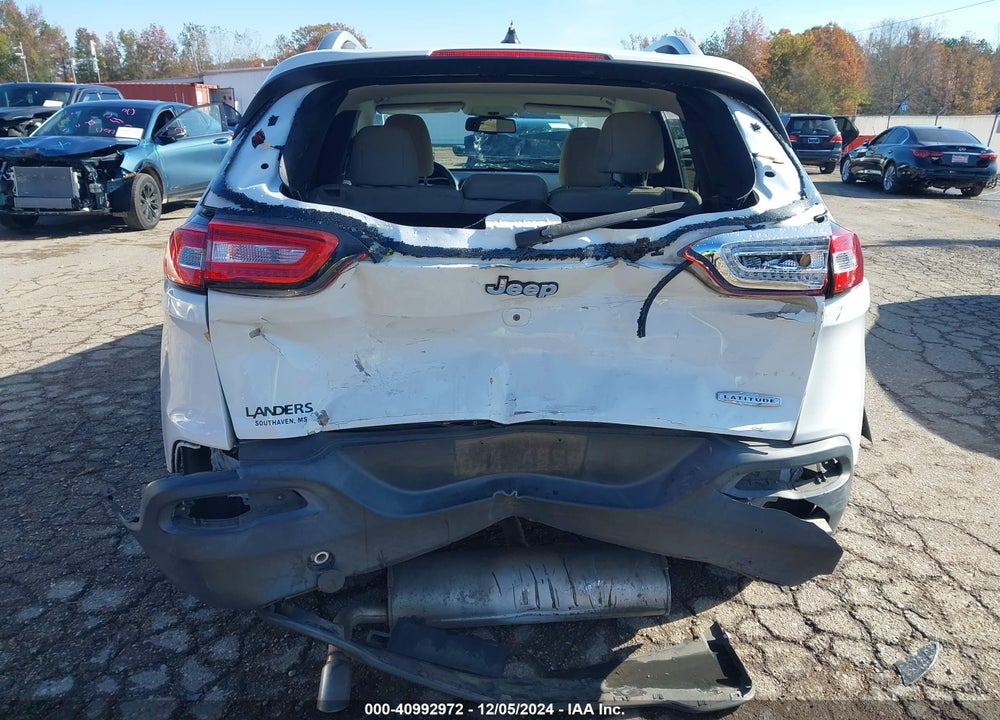 2015 JEEP CHEROKEE LATITUDE VIN: 1C4PJLCB6FW616852