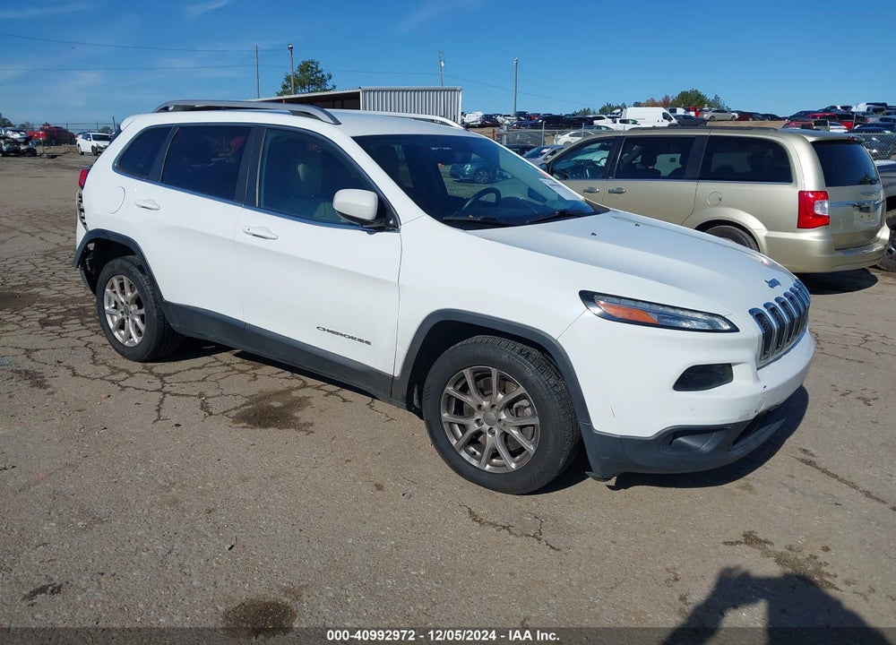 2015 JEEP CHEROKEE LATITUDE VIN: 1C4PJLCB6FW616852