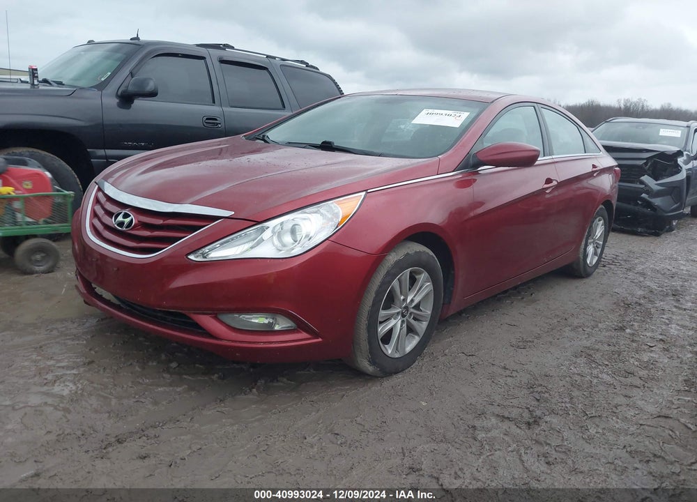 2013 HYUNDAI SONATA GLS VIN: 5NPEB4AC4DH801507