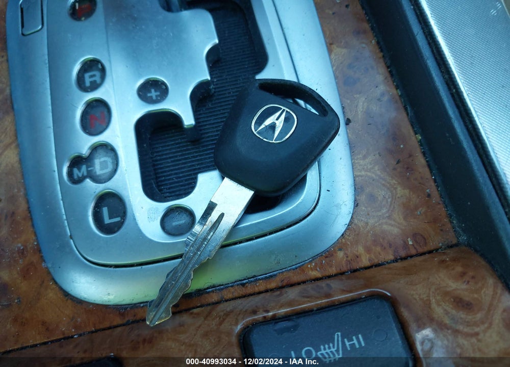 2006 ACURA TL VIN: 19UUA66226A006574