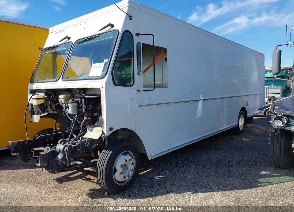 2011 WORKHORSE CUSTOM CHASSIS COMMERCIAL CHASSIS W62 VIN: 5B4MFG2E2B3446434