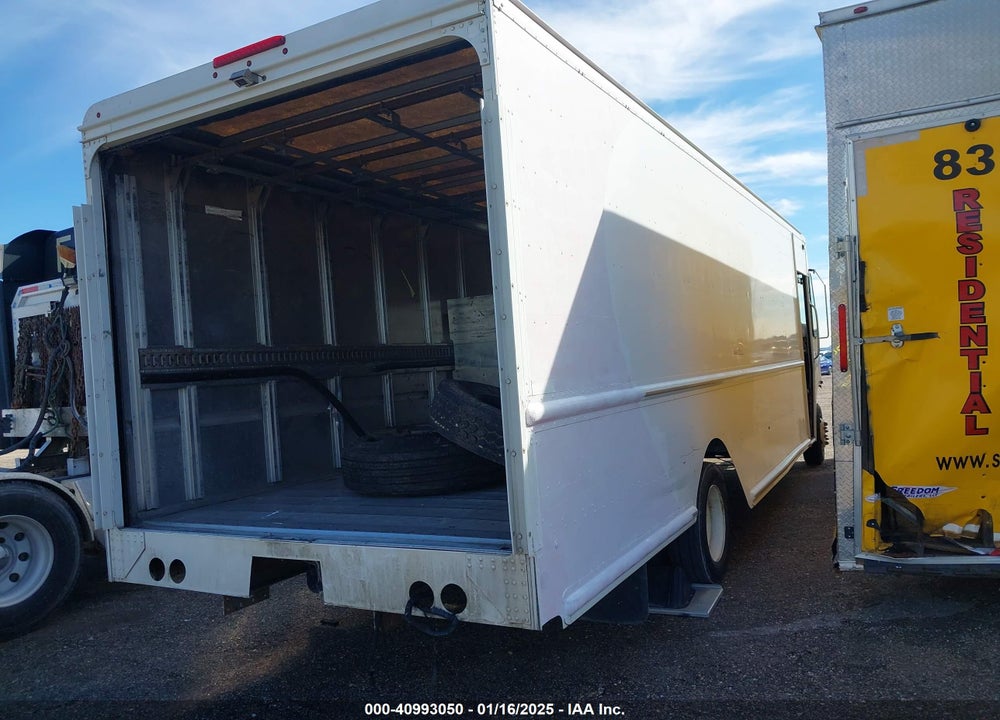 2011 WORKHORSE CUSTOM CHASSIS COMMERCIAL CHASSIS W62 VIN: 5B4MFG2E2B3446434