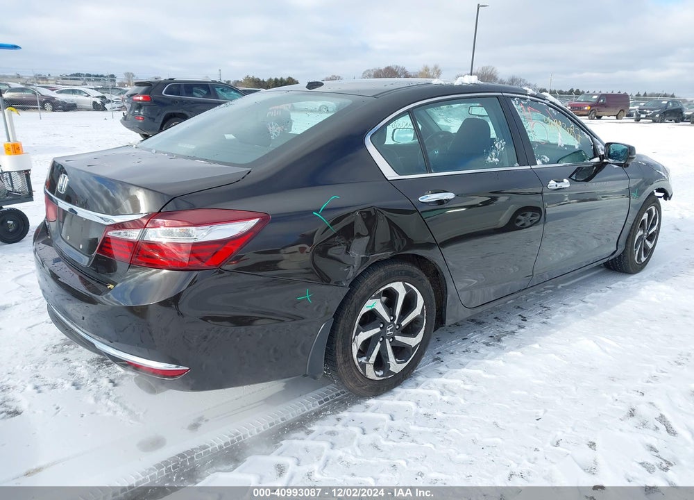 2016 HONDA ACCORD VIN: 1HGCR2F87GA159163