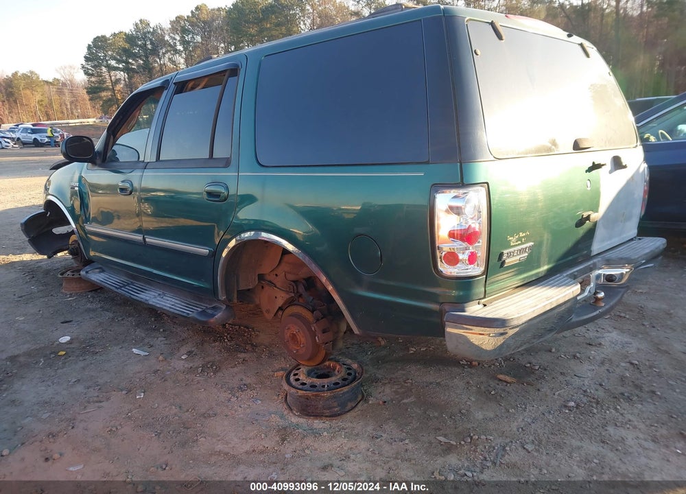 2000 FORD EXPEDITION XLT VIN: 1FMRU1565YLA27506