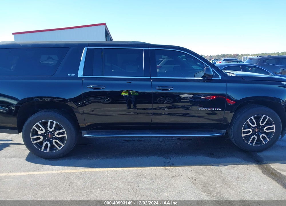 2017 GMC YUKON XL SLT VIN: 1GKS1GKCXHR255241