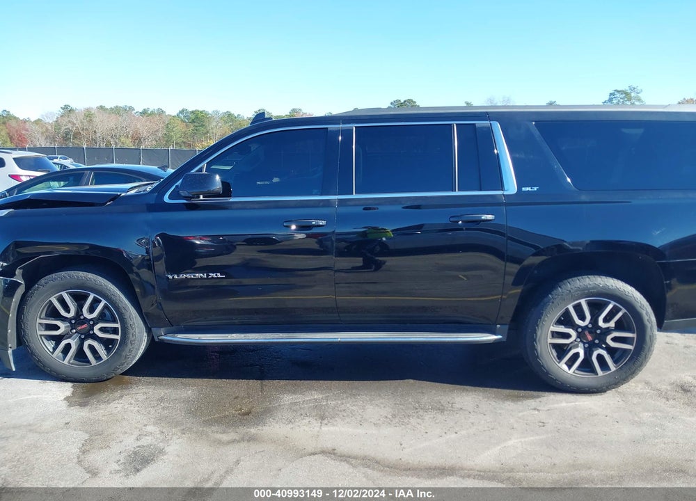 2017 GMC YUKON XL SLT VIN: 1GKS1GKCXHR255241