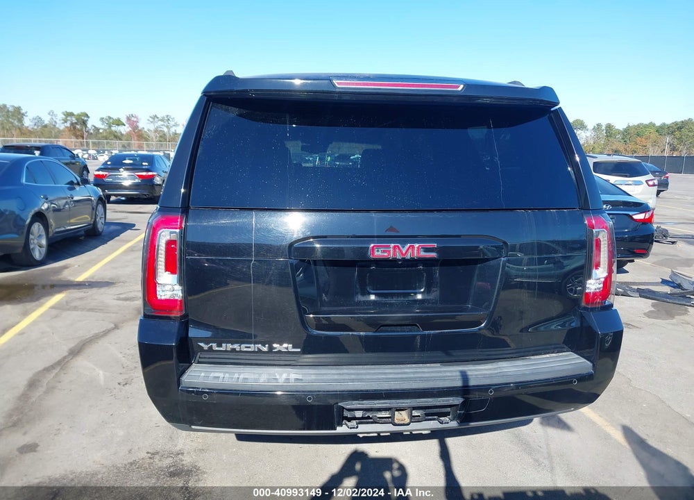 2017 GMC YUKON XL SLT VIN: 1GKS1GKCXHR255241