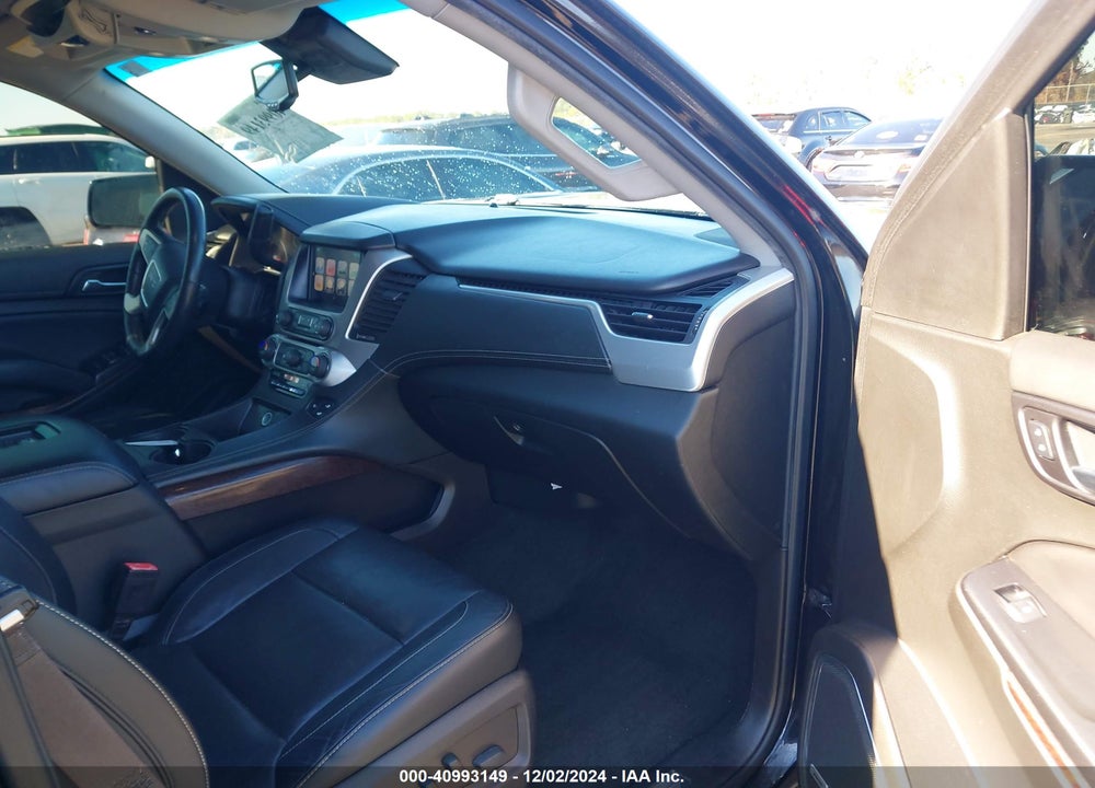 2017 GMC YUKON XL SLT VIN: 1GKS1GKCXHR255241