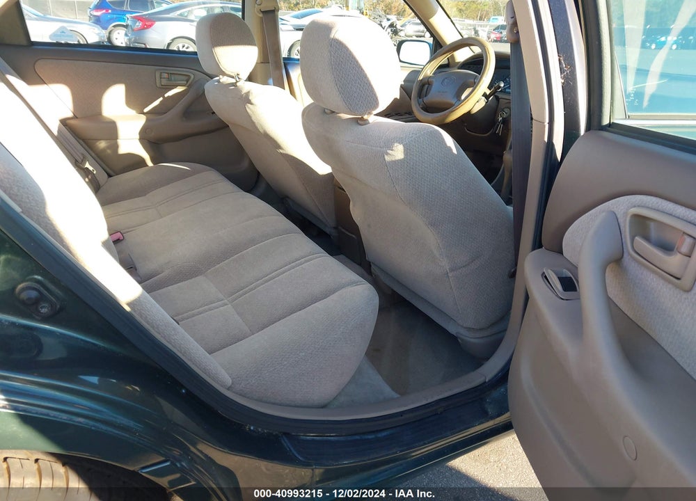 2001 TOYOTA CAMRY LE V6 VIN: 4T1BF22K31U964843