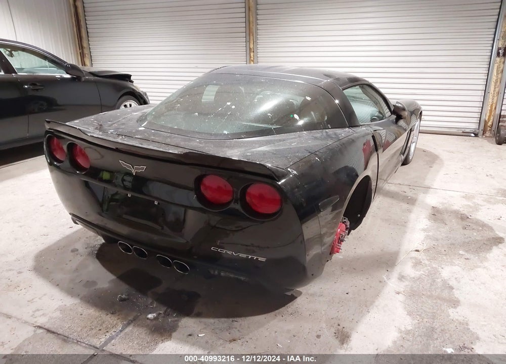 2005 CHEVROLET CORVETTE VIN: 1G1YY24U055132585