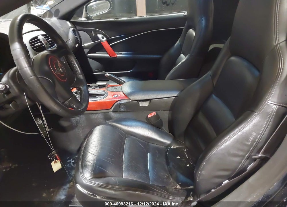 2005 CHEVROLET CORVETTE VIN: 1G1YY24U055132585