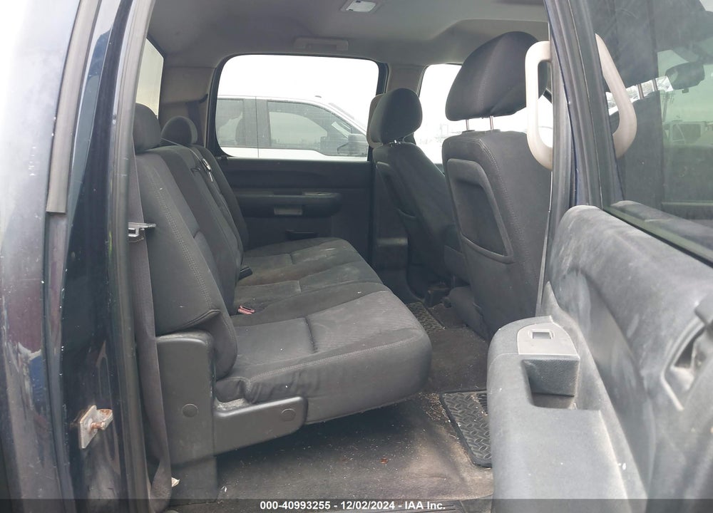 2011 CHEVROLET SILVERADO 1500 LS VIN: 3GCPCREA4BG275266