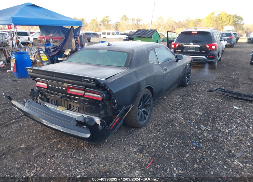 2016 DODGE CHALLENGER SRT HELLCAT VIN: 2C3CDZC97GH117150