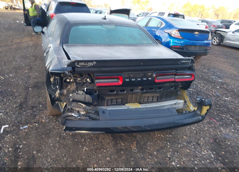 2016 DODGE CHALLENGER SRT HELLCAT VIN: 2C3CDZC97GH117150