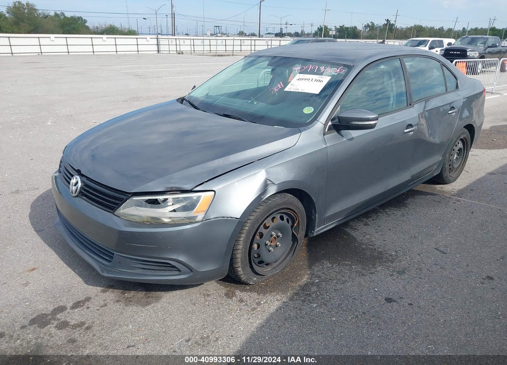 2014 VOLKSWAGEN JETTA 1.8T SE VIN: 3VWD17AJ0EM247017