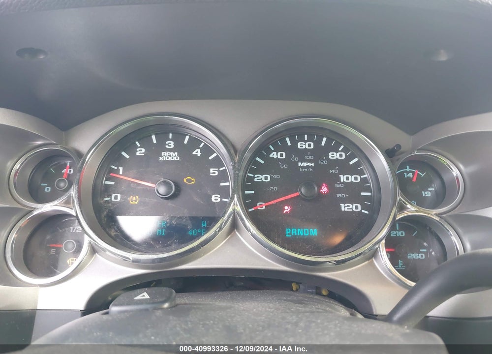 2011 CHEVROLET SILVERADO 1500 LT VIN: 1GCRKSE33BZ263467