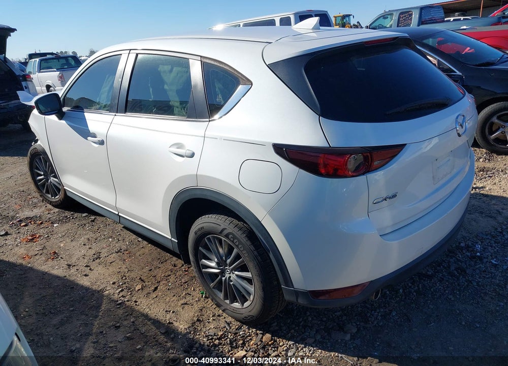2018 MAZDA CX-5 SPORT VIN: JM3KFABM1J1462261