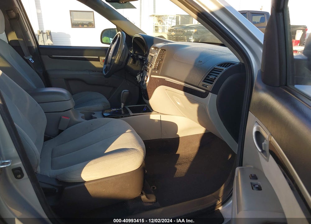 2009 HYUNDAI SANTA FE GLS VIN: 5NMSG73D09H308150
