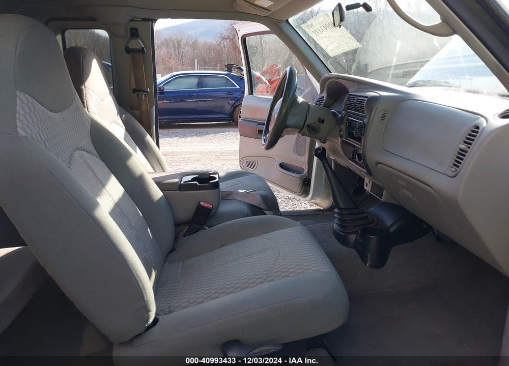 2001 MAZDA B4000 SE VIN: 4F4ZR17E51TM27119