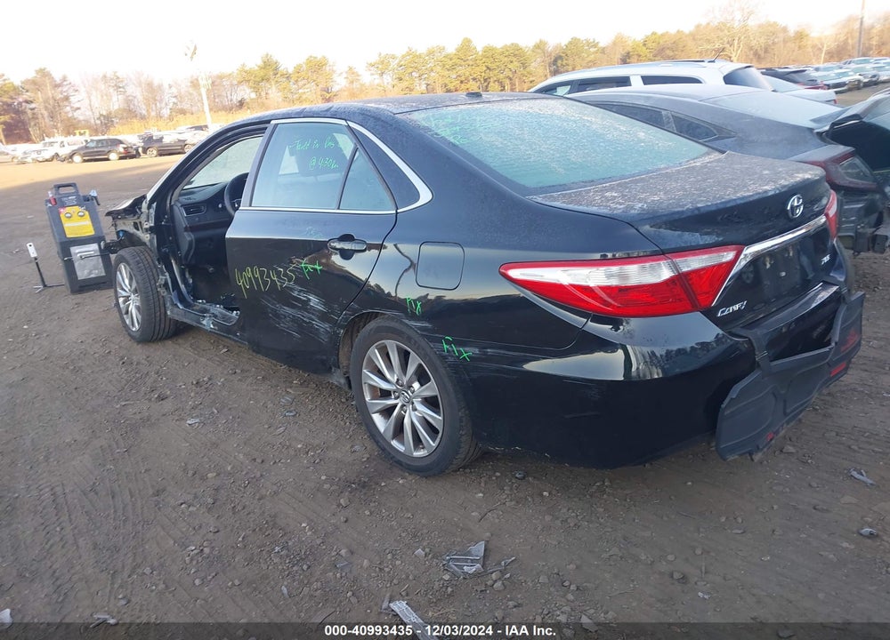 2015 TOYOTA CAMRY XLE VIN: 4T1BF1FK4FU952082