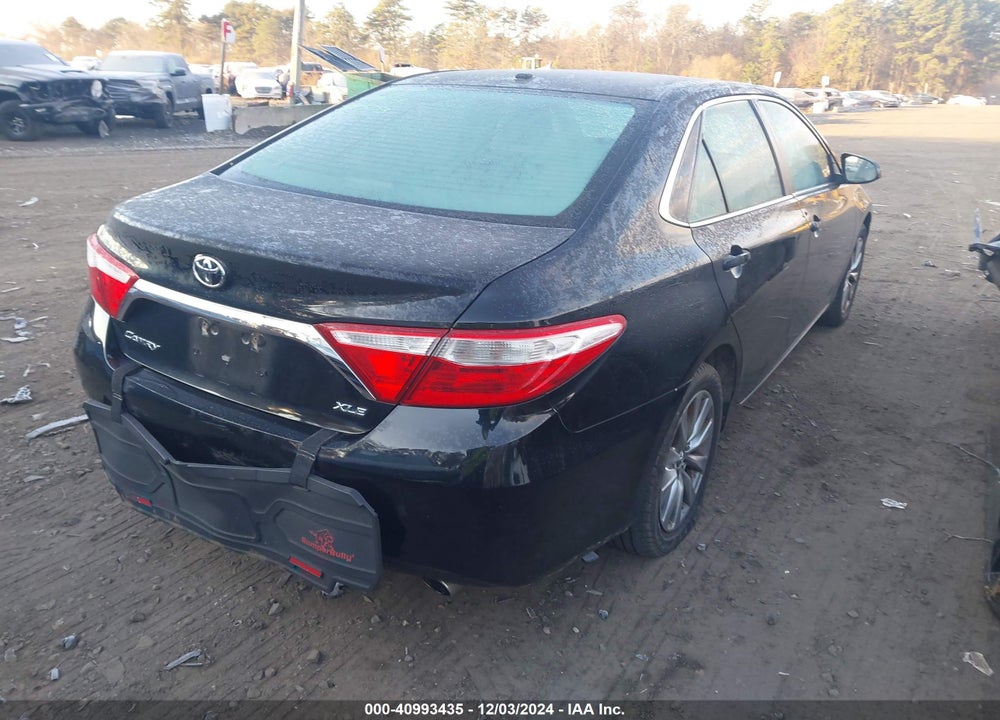 2015 TOYOTA CAMRY XLE VIN: 4T1BF1FK4FU952082
