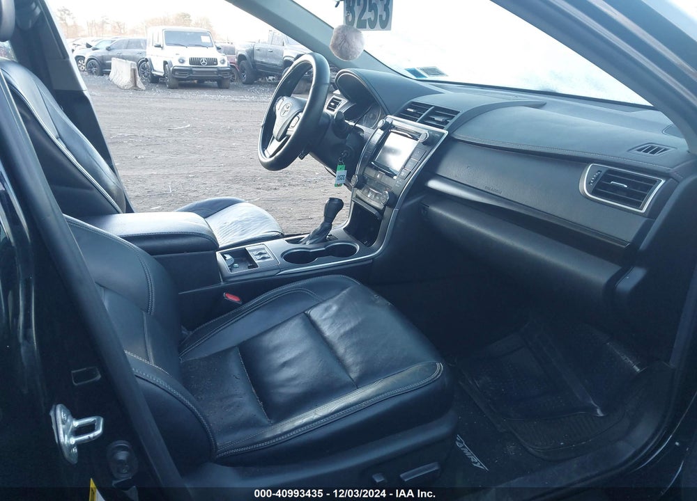 2015 TOYOTA CAMRY XLE VIN: 4T1BF1FK4FU952082
