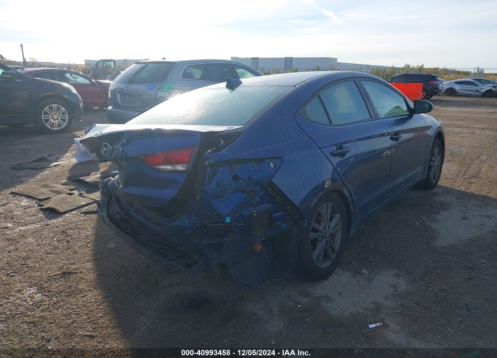 2018 HYUNDAI ELANTRA VIN: 5NPD84LF6JH245570