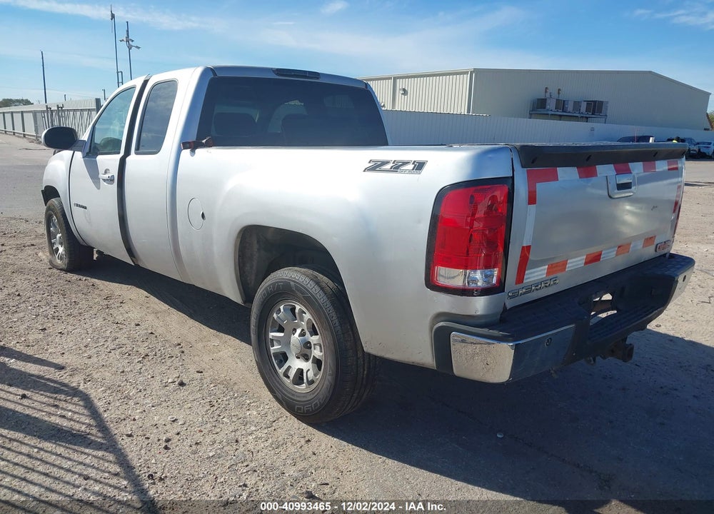 2007 GMC SIERRA 1500 WORK TRUCK VIN: 2GTEC19C171710975