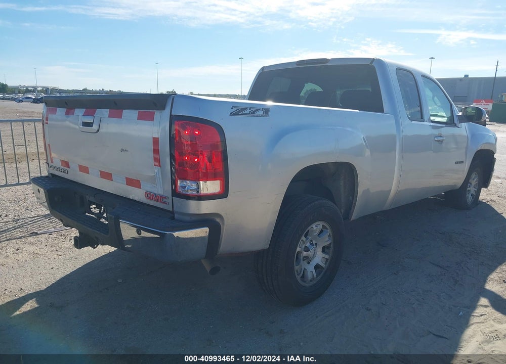 2007 GMC SIERRA 1500 WORK TRUCK VIN: 2GTEC19C171710975