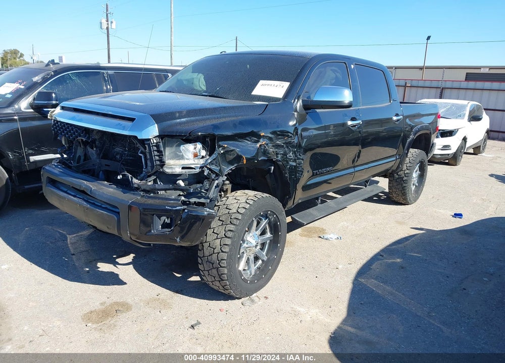 2019 TOYOTA TUNDRA SR5 5.7L V8 VIN: 5TFDW5F10KX817718