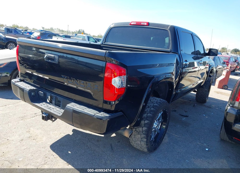 2019 TOYOTA TUNDRA SR5 5.7L V8 VIN: 5TFDW5F10KX817718