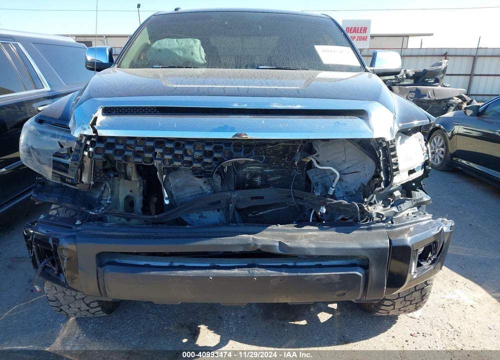2019 TOYOTA TUNDRA SR5 5.7L V8 VIN: 5TFDW5F10KX817718