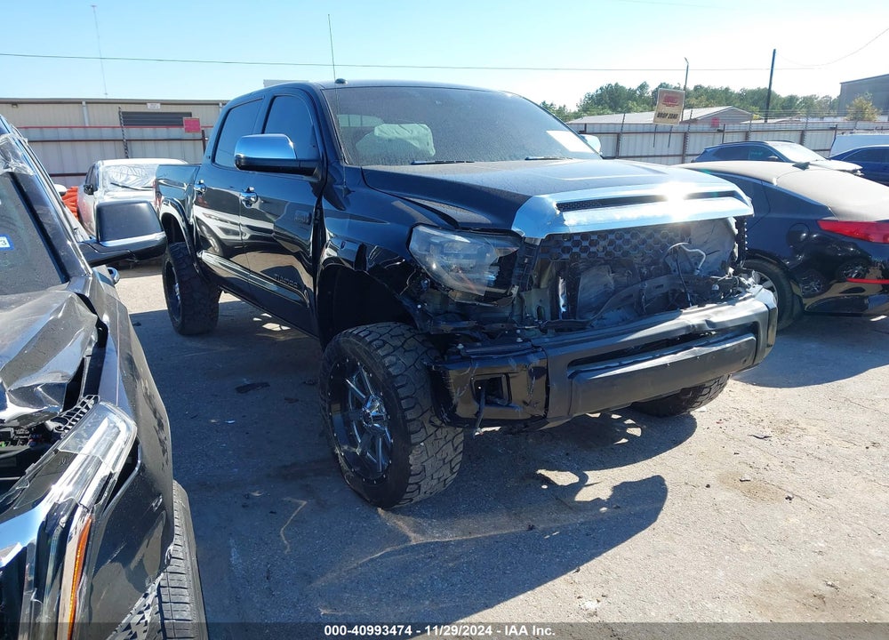 2019 TOYOTA TUNDRA SR5 5.7L V8 VIN: 5TFDW5F10KX817718