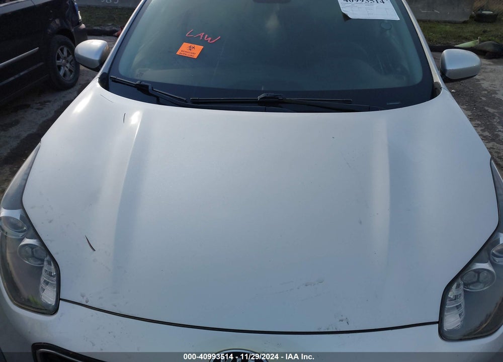 2018 KIA SPORTAGE LX VIN: KNDPM3AC8J7444880