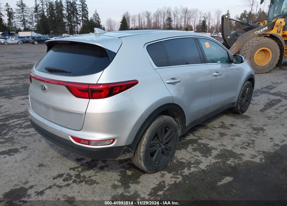2018 KIA SPORTAGE LX VIN: KNDPM3AC8J7444880